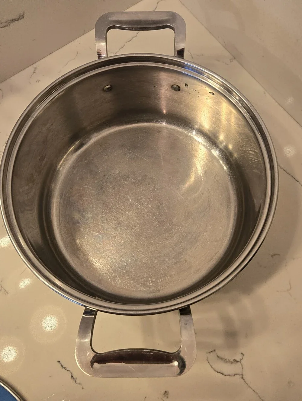 Blue Willow Stainless Stell Dutch Oven 5 QT